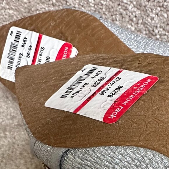 The Badgley Mischka Silver Flats Size10 - Picture 5 of 7